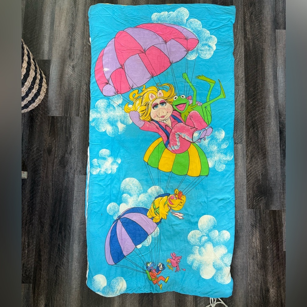 Vintage 1981 Henson muppets sleeping bag
